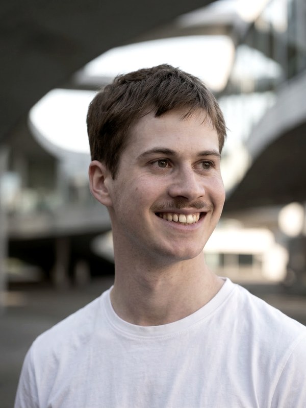 Jonathan Robert